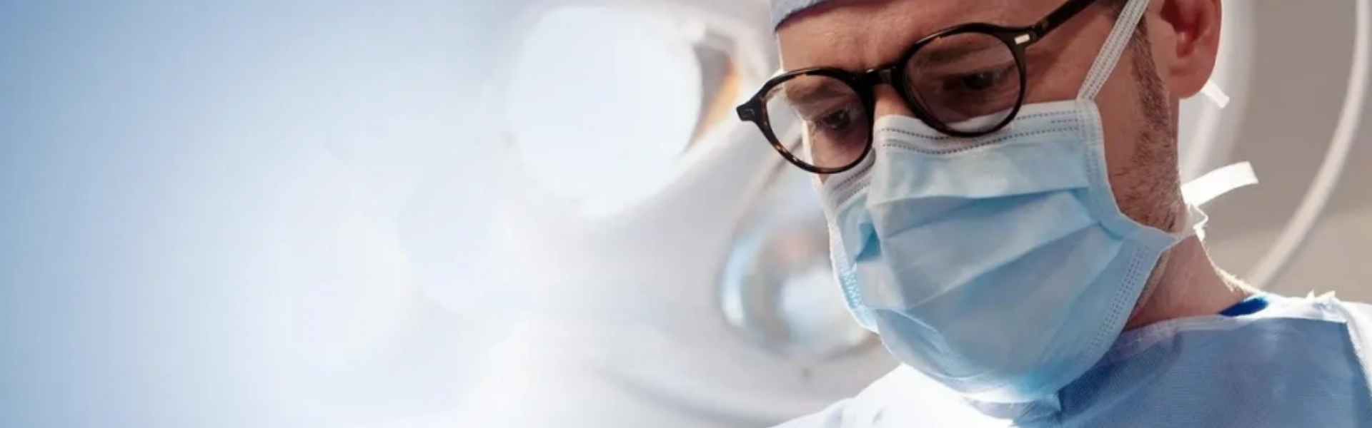 <strong>誠(chéng)信高效、資質(zhì)代辦</strong>